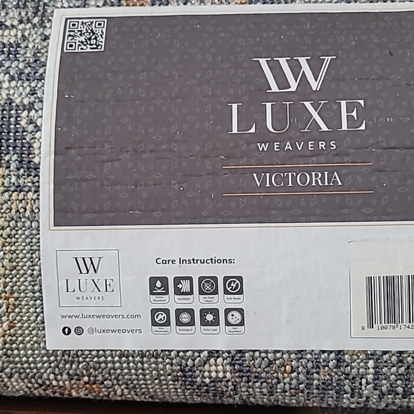 3 Area Rugs and 2 Beaded Pillow Covers. - Picture 9 of 16